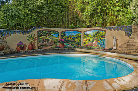 Habillage par une fresque du mur exterieur d'une piscine à Perros-Guirec. Peinture personnalisée sûr le thème du jatdin Japonnais.