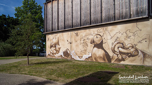 Graffitis murale & peinture en trompe-l'oeil habillage&nbsp; des murs de l'entreprise warenghem à Lannion dans les côtes d'armor