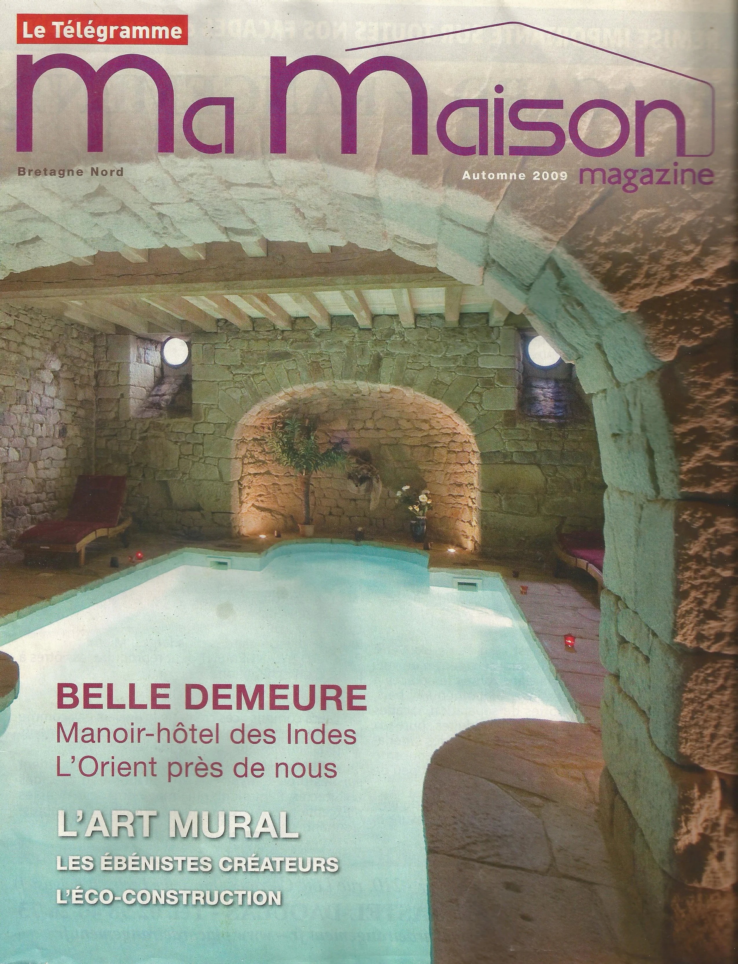 Couverture du magazine Ma Maison du Télégramme, automne 2009, dont un dossier est consacré à l'art mural de Gwendal Larher.